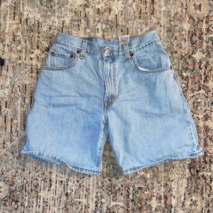 Vintage Levi’s denim shorts